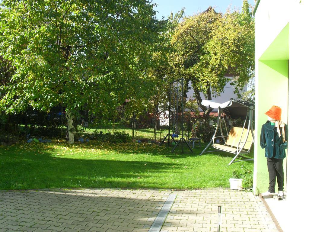 Pension Rak KLV Exterior foto